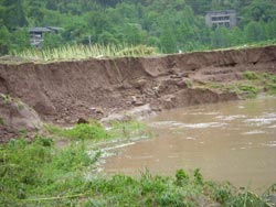 曲水乡遭受特大暴雨天气袭击