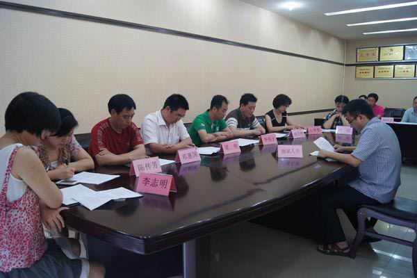 龙门明达两镇中层干部竞争上岗面试工作结束