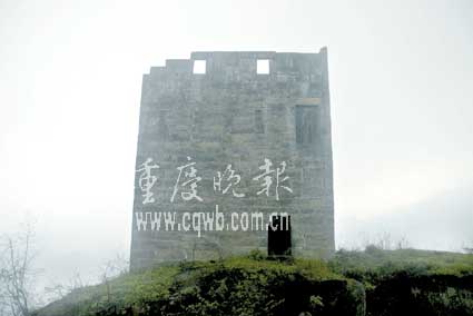记者探秘梁平孤峰古寨(图)