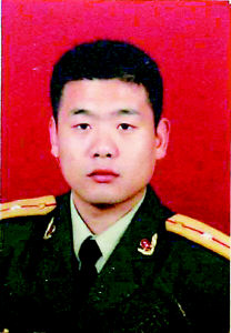 送水救灾民消防警官车涛殉职